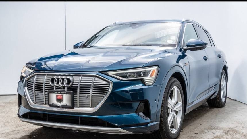 2019 Audi e-tron WA1VAAGE6KB021768