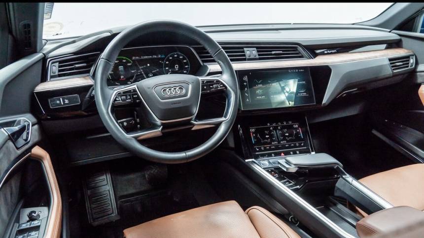 2019 Audi e-tron WA1VAAGE6KB021768