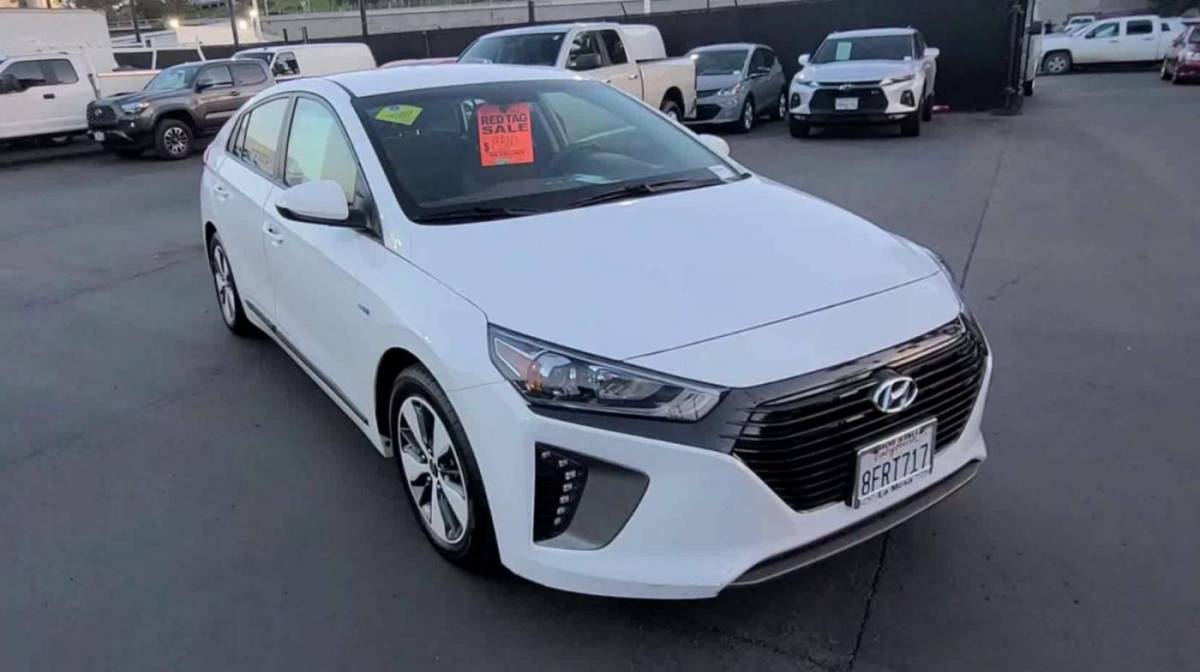 2019 Hyundai IONIQ KMHC65LD8KU111278