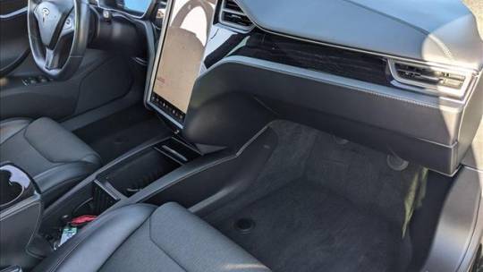 2018 Tesla Model S 5YJSA1E27JF280833