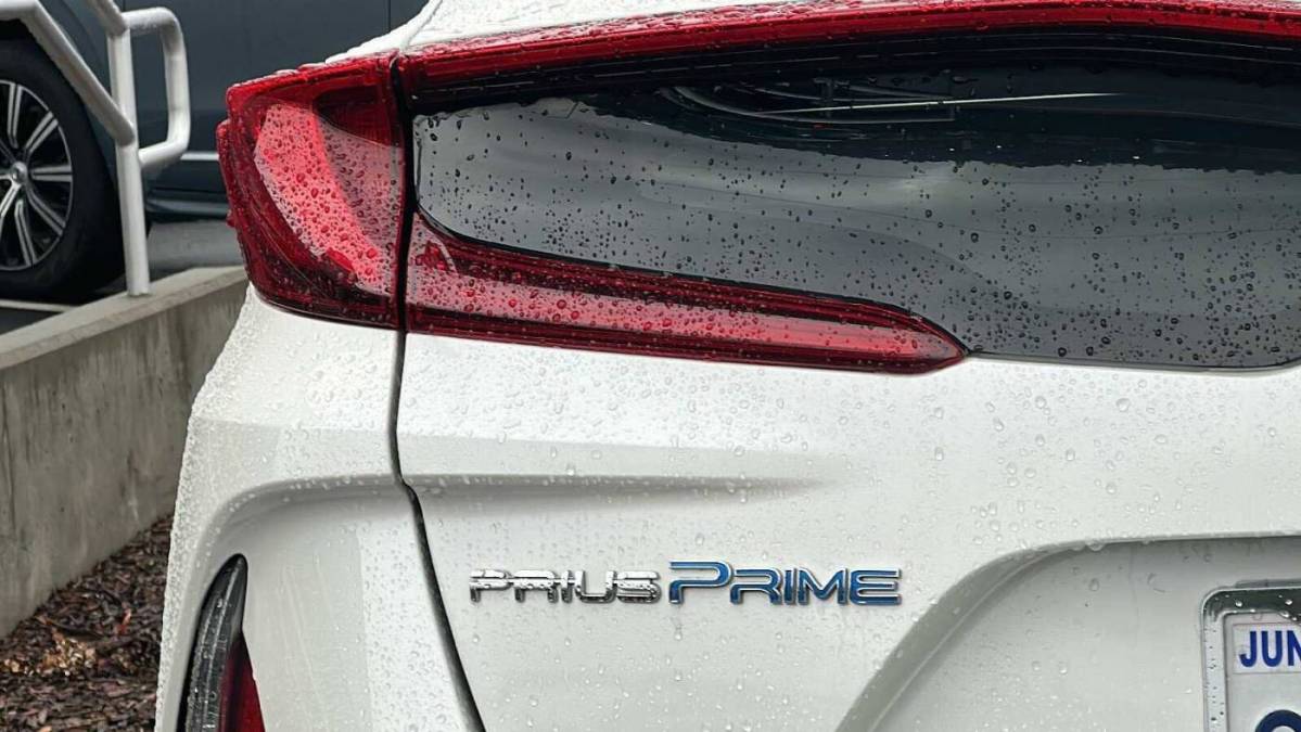 2018 Toyota Prius Prime JTDKARFP4J3081244