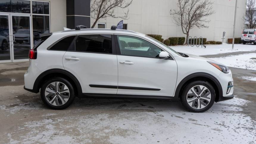 2022 Kia NIRO EV KNDCE3LG2N5141106