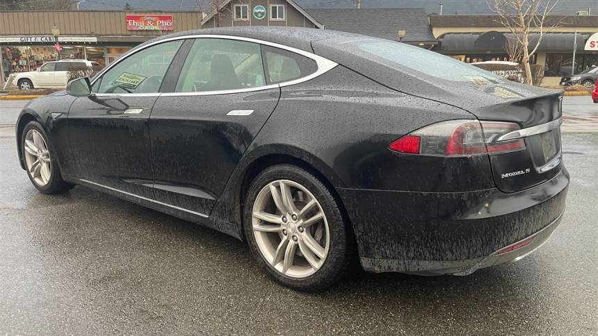 2013 Tesla Model S 5YJSA1DN4DFP13427