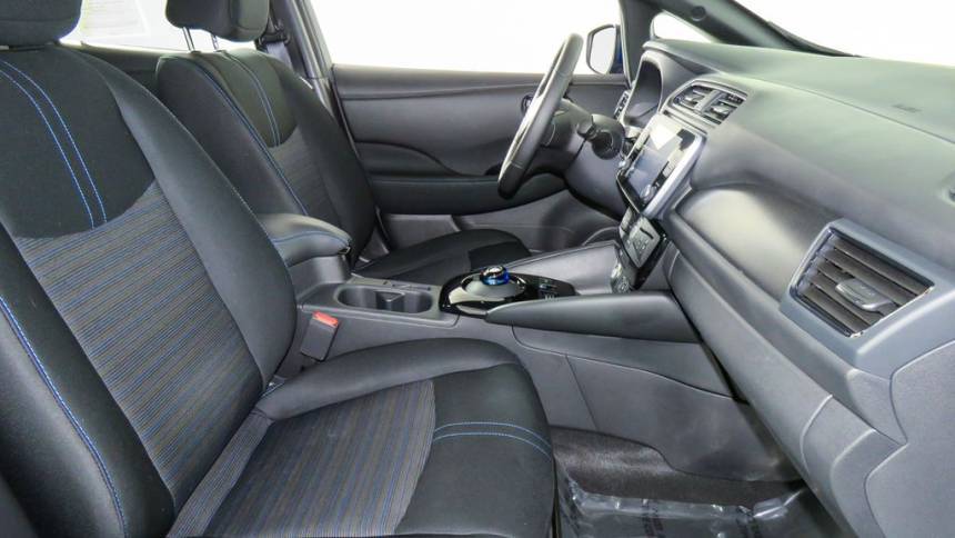 2022 Nissan LEAF 1N4AZ1CV3NC558749
