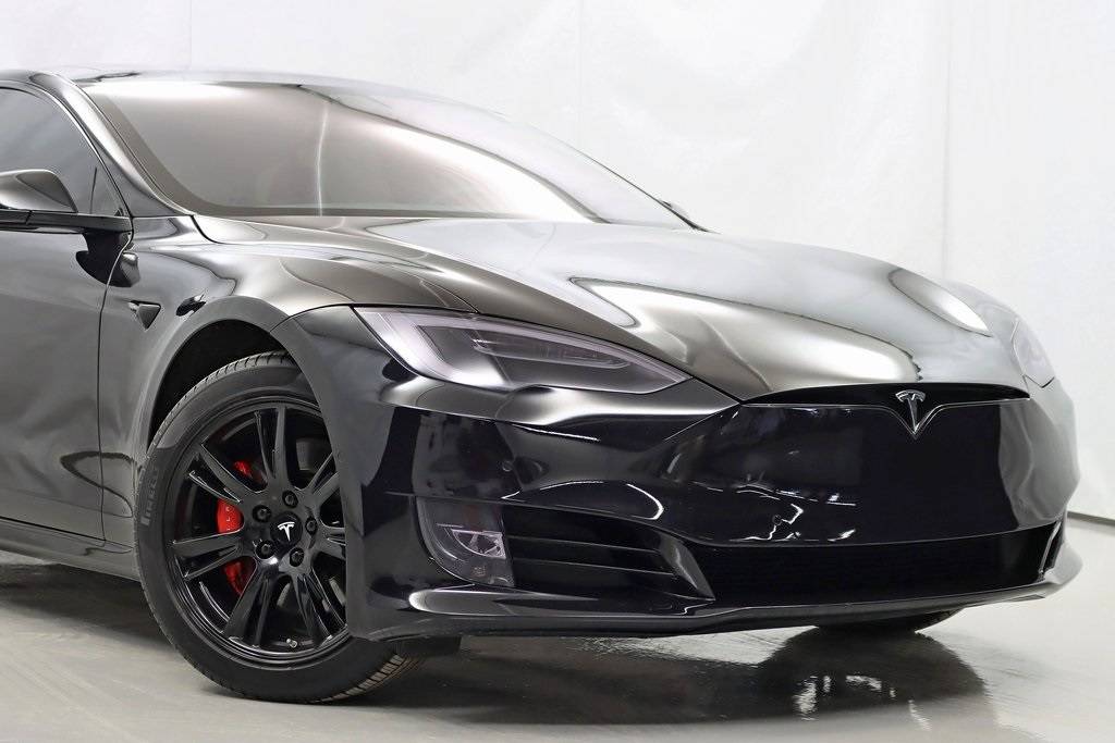2018 Tesla Model S 5YJSA1E44JF268642