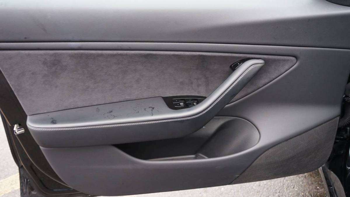 2018 Tesla Model 3 5YJ3E1EA0JF002727