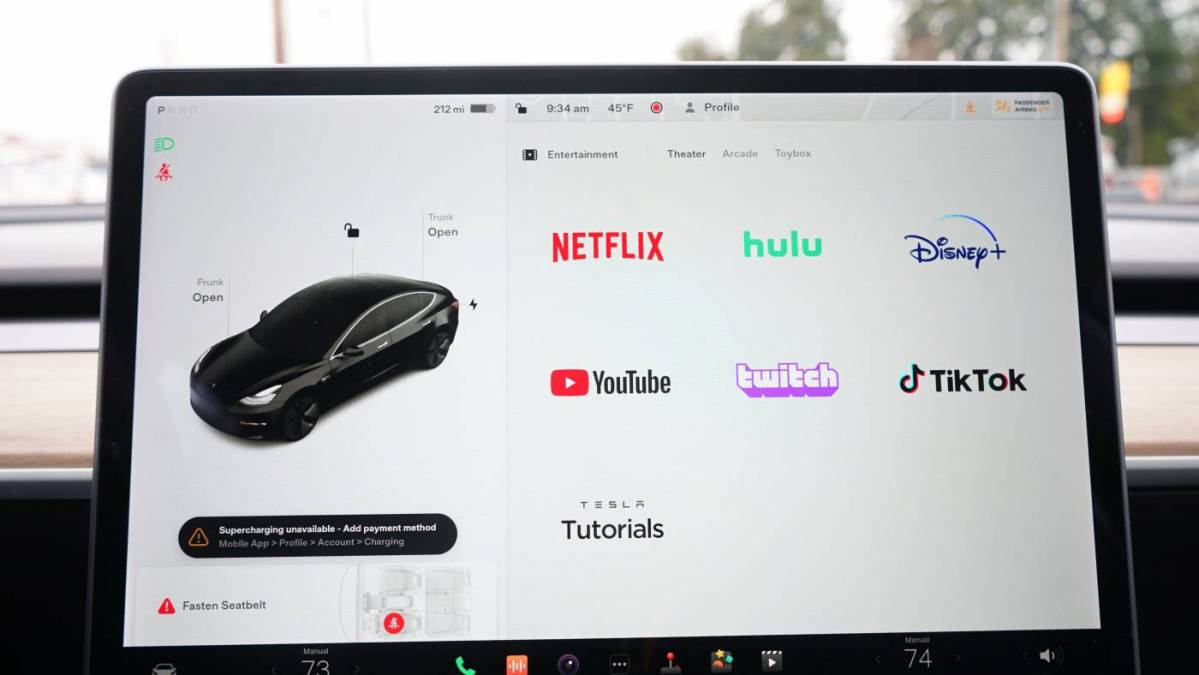 2018 Tesla Model 3 5YJ3E1EA0JF002727