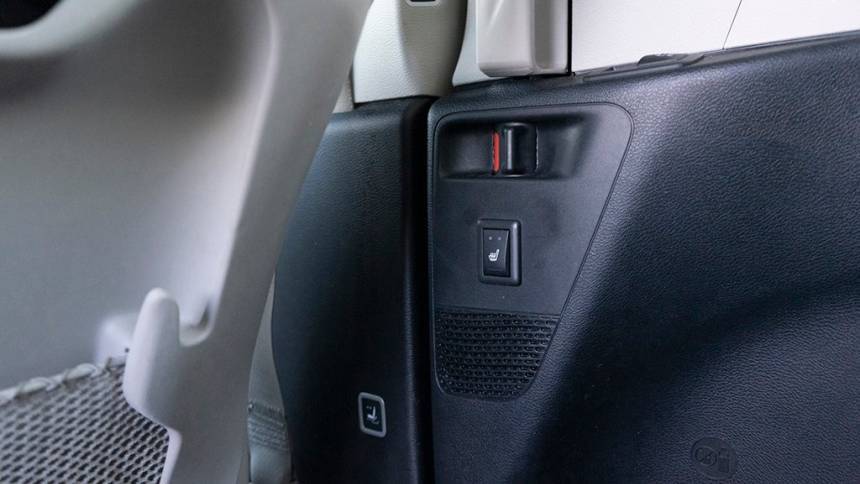 2018 Chrysler Pacifica Hybrid 2C4RC1N70JR273005