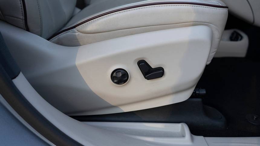 2018 Chrysler Pacifica Hybrid 2C4RC1N70JR273005
