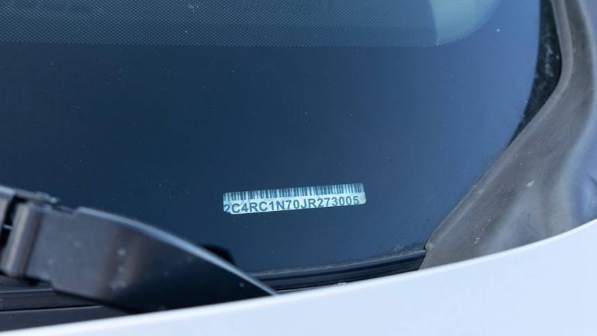 2018 Chrysler Pacifica Hybrid 2C4RC1N70JR273005