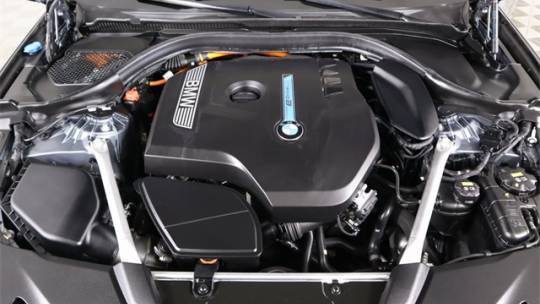 2019 BMW 5 Series WBAJA9C55KB398579