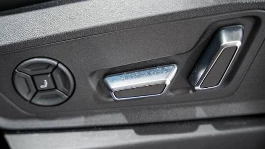 2019 Audi e-tron WA1VAAGE2KB010881