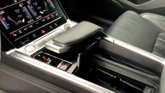 2019 Audi e-tron WA1VAAGE9KB007122