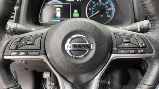 2021 Nissan LEAF 1N4AZ1CV1MC550972