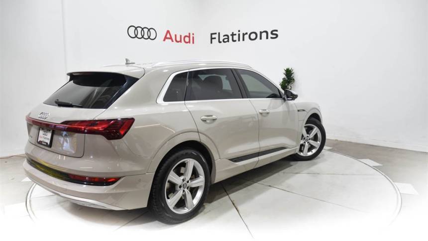 2019 Audi e-tron WA1VABGEXKB014831