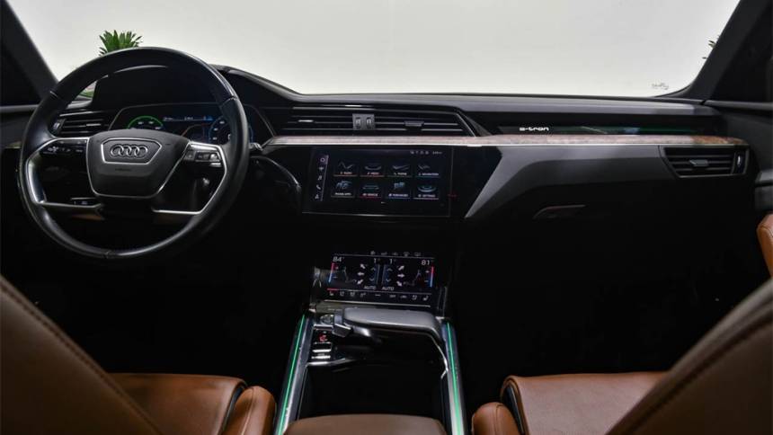 2019 Audi e-tron WA1VABGEXKB014831