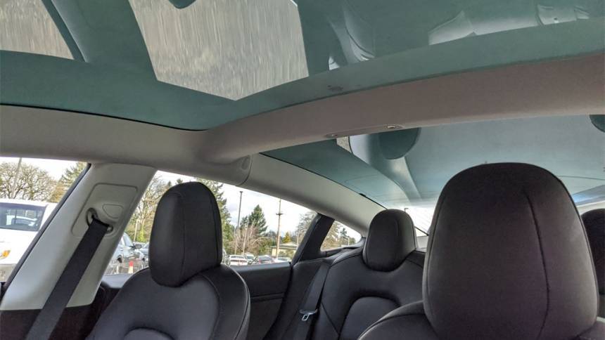 2019 Tesla Model 3 5YJ3E1EA4KF324708