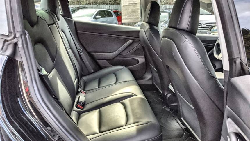 2019 Tesla Model 3 5YJ3E1EA4KF324708