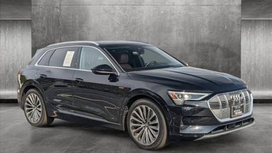 2019 Audi e-tron WA1VABGE7KB008842