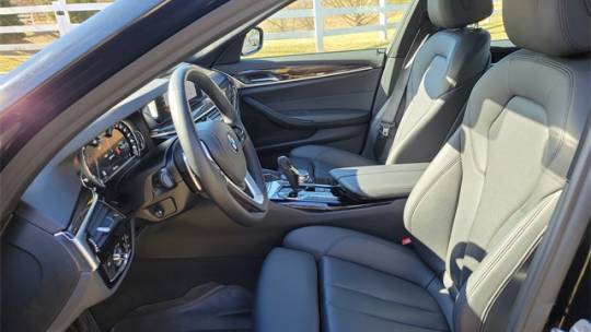 2018 BMW 5 Series WBAJB1C57JB374748