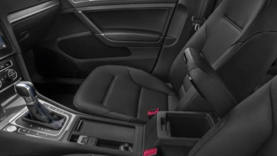 2019 Volkswagen e-Golf WVWKR7AU5KW903222