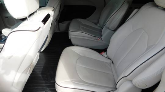 2020 Chrysler Pacifica Hybrid 2C4RC1N70LR133166