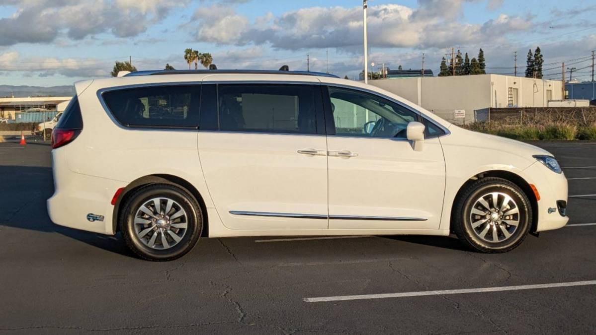 2020 Chrysler Pacifica Hybrid 2C4RC1L70LR134384