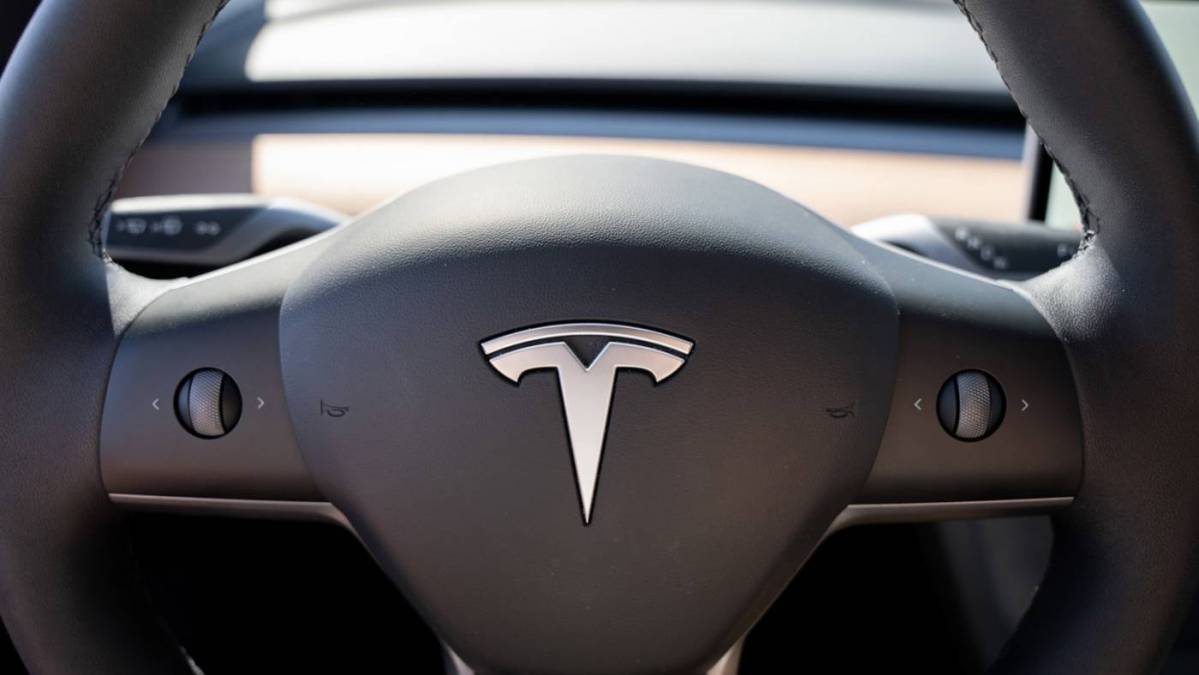 2021 Tesla Model Y 5YJYGDEE5MF267622