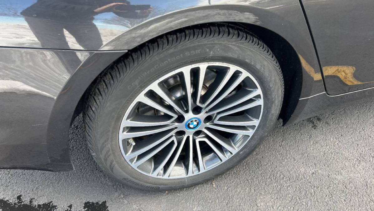 2019 BMW 5 Series WBAJB1C59KB376678