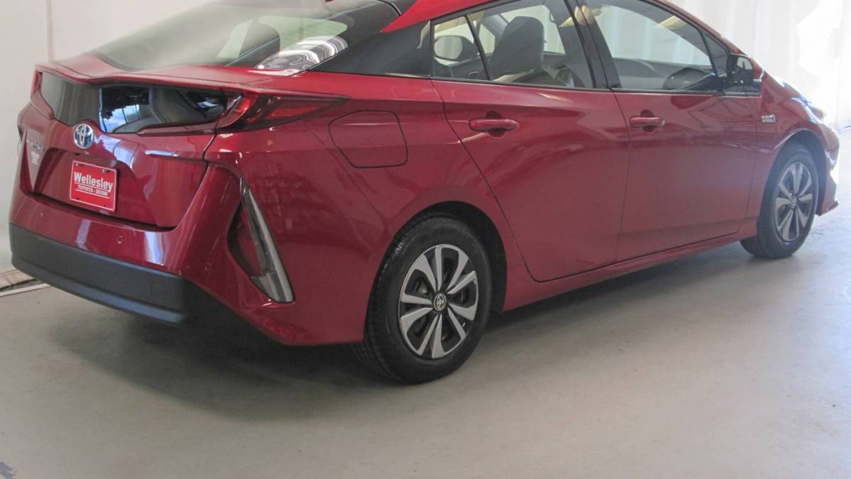 2017 Toyota Prius Prime JTDKARFP8H3002829