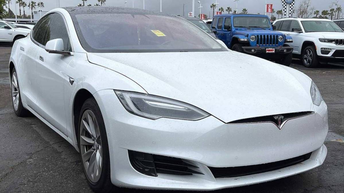2017 Tesla Model S 5YJSA1E19HF204791