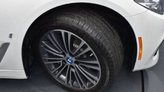 2018 BMW 5 Series WBAJA9C55JB252696