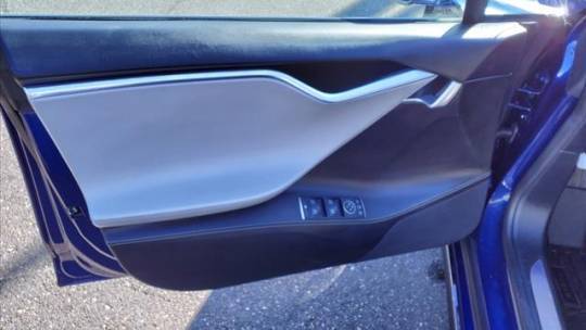 2015 Tesla Model S 5YJSA1E22FF115263