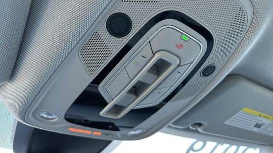 2019 Audi e-tron WA1LAAGE4KB010291