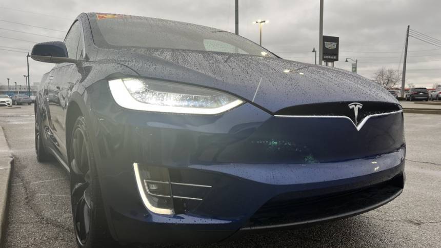 2020 Tesla Model X 5YJXCDE43LF280575