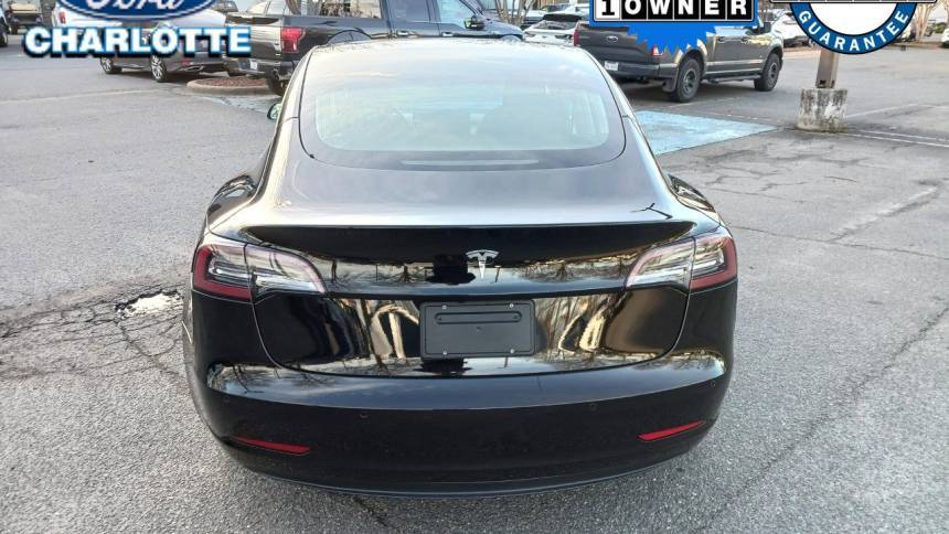 2018 Tesla Model 3 5YJ3E1EA2JF027225