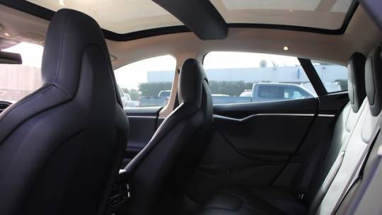 2015 Tesla Model S 5YJSA1H25FFP75647