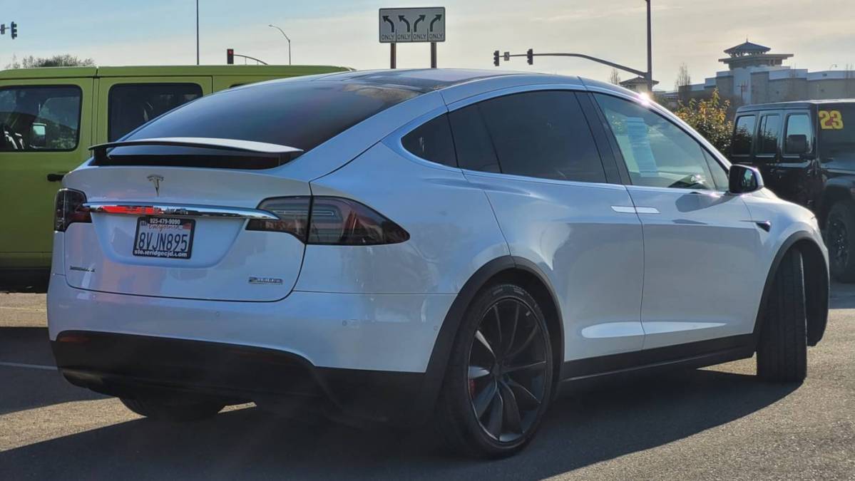 2017 Tesla Model X 5YJXCAE49HF078622