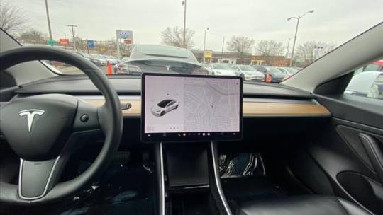 2020 Tesla Model 3 5YJ3E1EB5LF618452