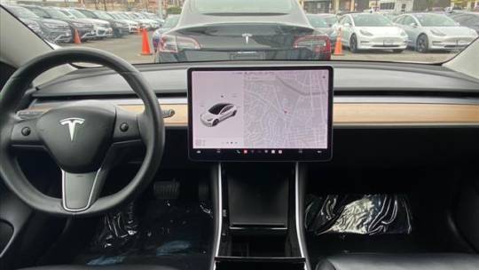 2020 Tesla Model 3 5YJ3E1EB5LF618452