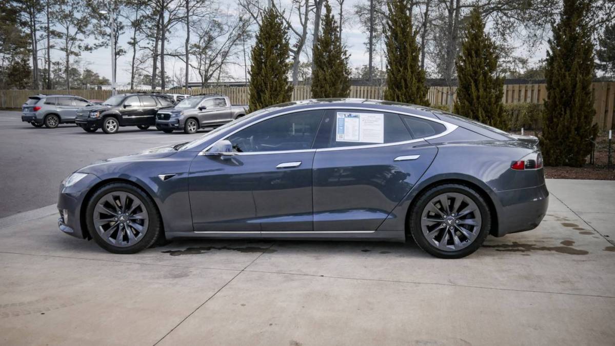 2017 Tesla Model S 5YJSA1E25HF220978