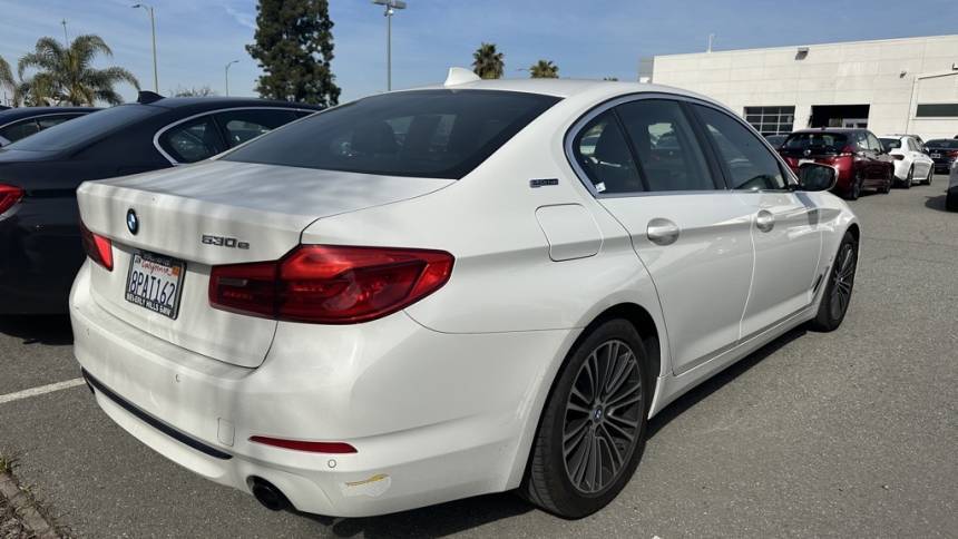 2019 BMW 5 Series WBAJA9C54KB398623