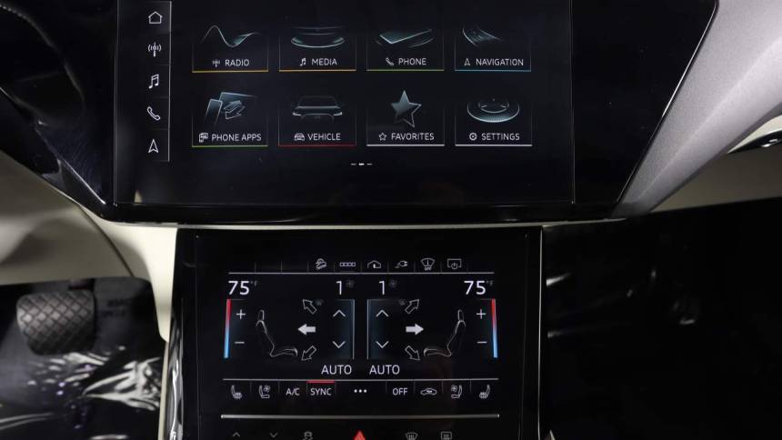 2021 Audi e-tron WA1VAAGE1MB012401