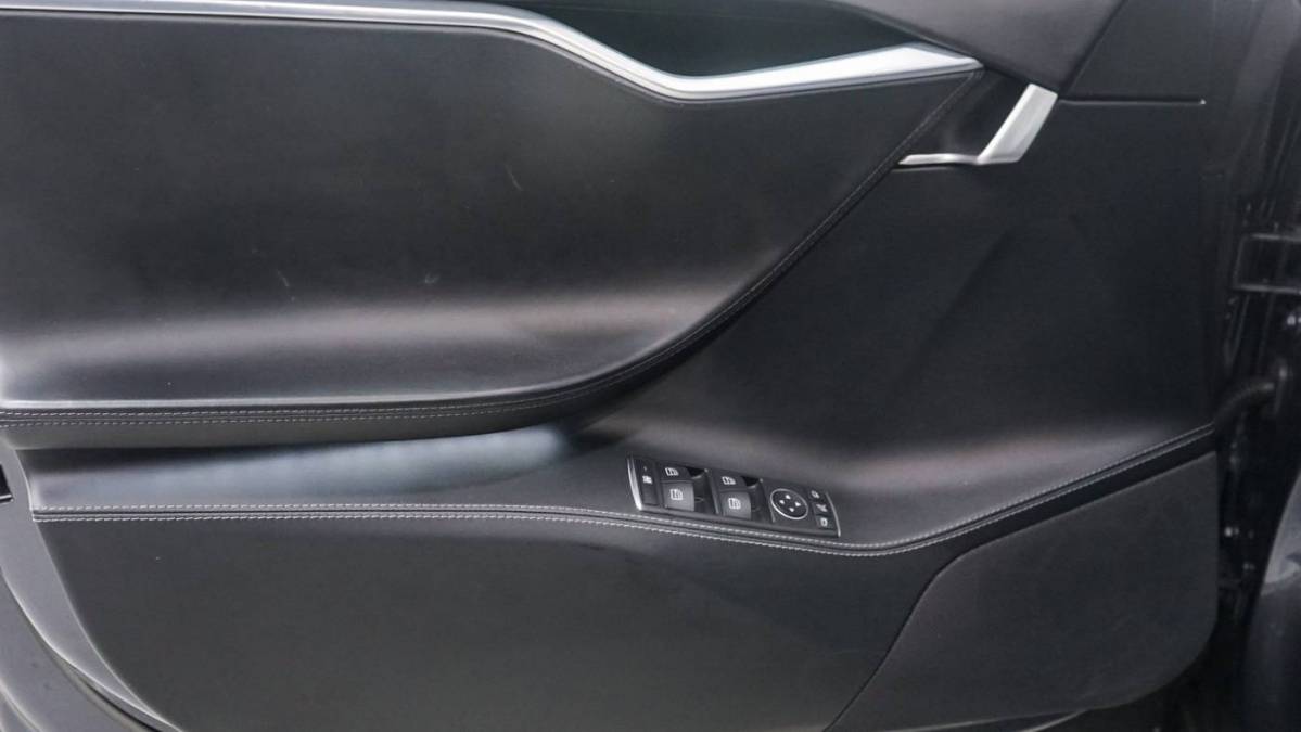 2016 Tesla Model S 5YJSA1E2XGF127274