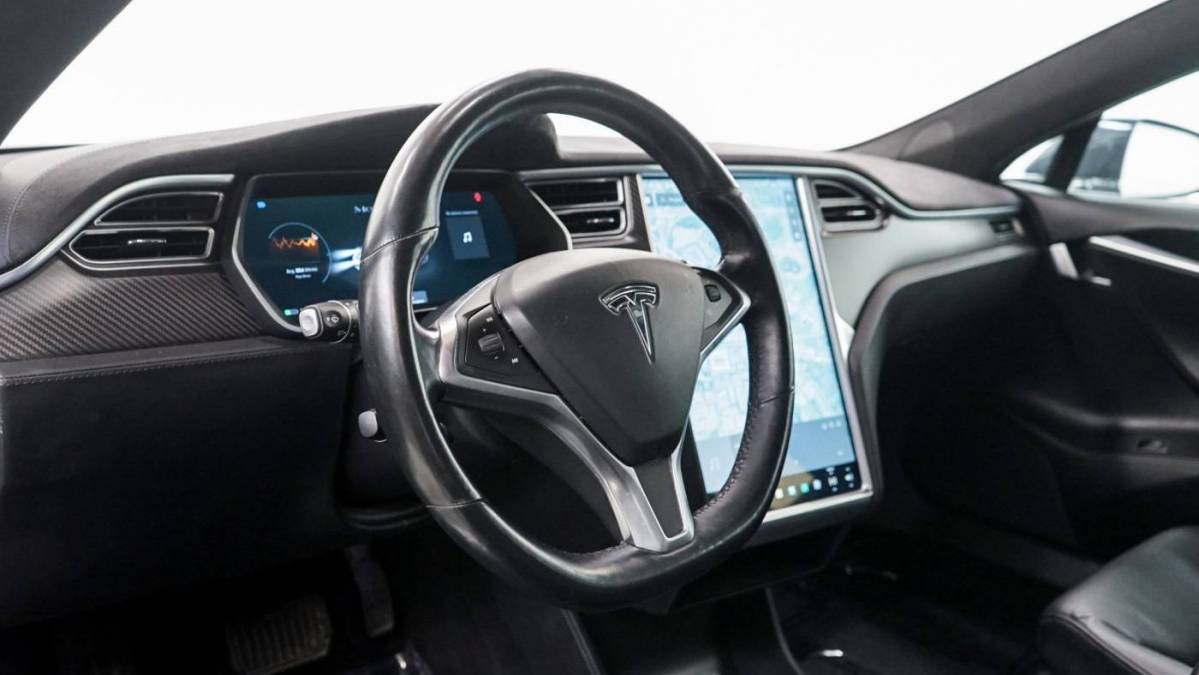 2016 Tesla Model S 5YJSA1E2XGF127274