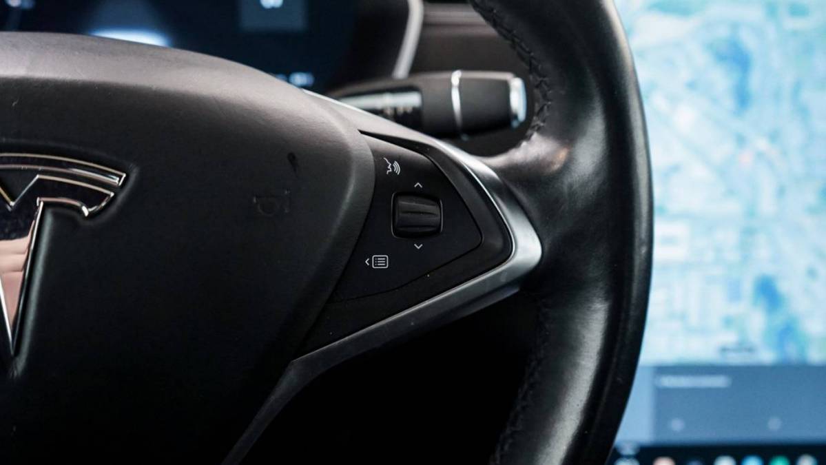 2016 Tesla Model S 5YJSA1E2XGF127274