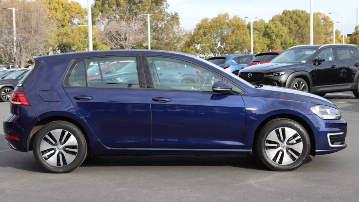 2019 Volkswagen e-Golf WVWKR7AU3KW913215