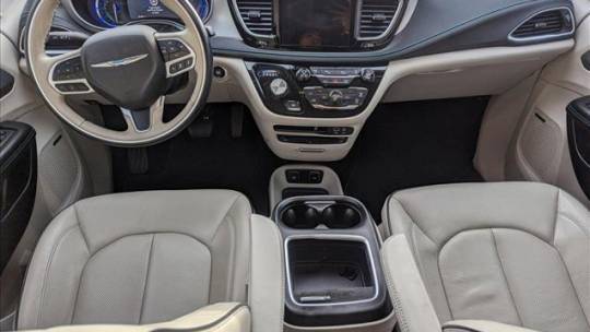 2018 Chrysler Pacifica Hybrid 2C4RC1N7XJR168360