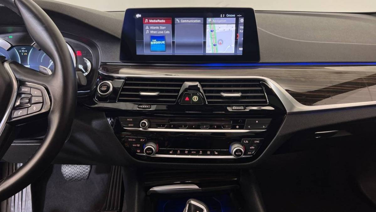 2019 BMW 5 Series WBAJA9C59KB392767