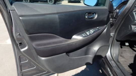 2018 Nissan LEAF 1N4AZ1CP2JC302081
